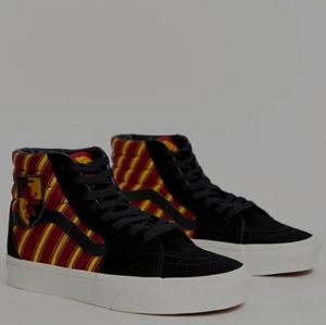 NWT Vans X Harry Potter Gryffindor Sk8-Hi sneakers